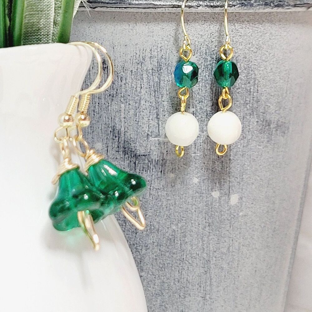 Green Czech flowers and Amazonite dangles Hidden Meaning earrings 660■ - Picture 6 of 8
